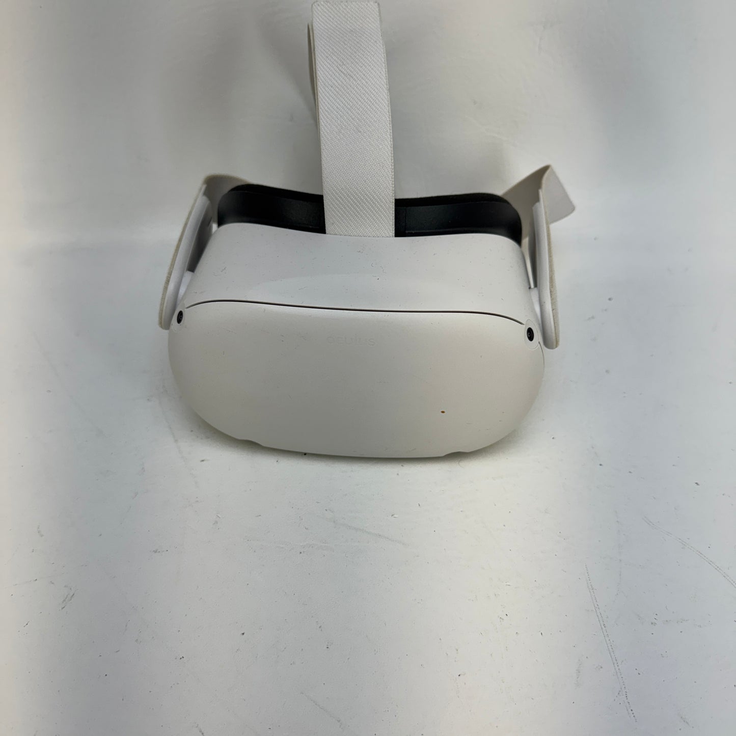 Oculus Quest 2 64GB Standalone All-in-One VR Headset KW49CM