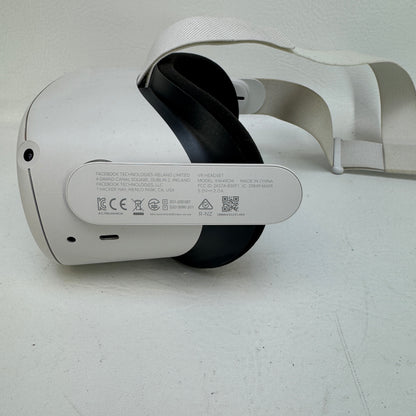 Oculus Quest 2 64GB Standalone All-in-One VR Headset KW49CM