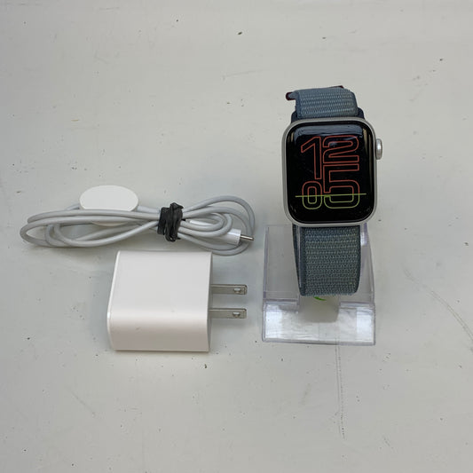 GPS Only Apple Watch SE 2nd Gen 40MM Silver Aluminum Storm Blue Sport Loop 