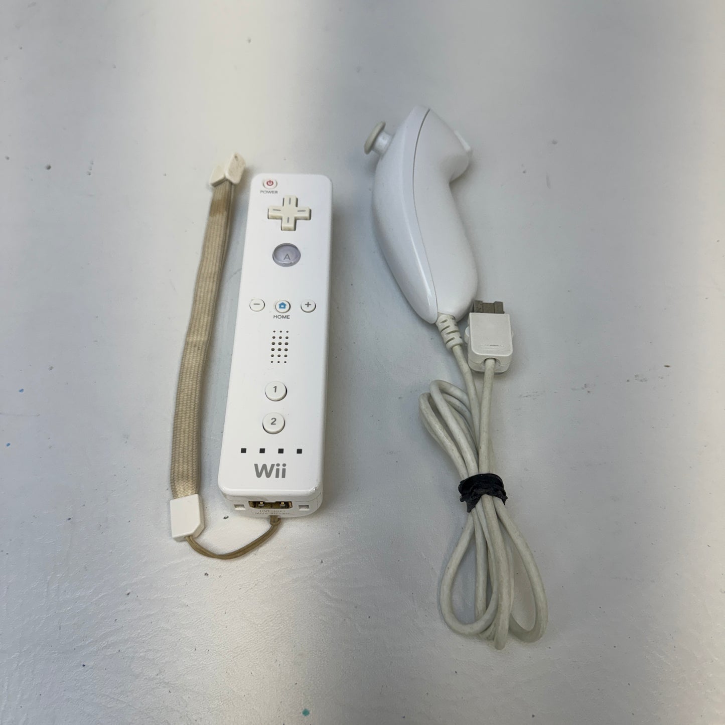 Nintendo Wii Console Gaming System RVL-001 White