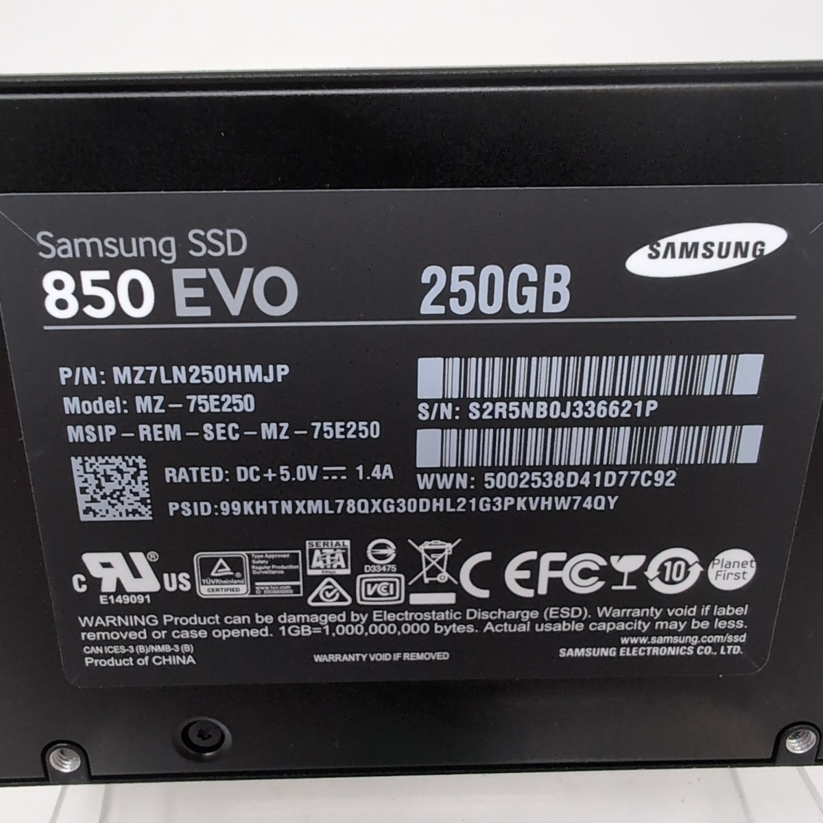 Samsung 2.5" 850 EVO 250GB SATA III 6Gbps SSD MZ-75E250