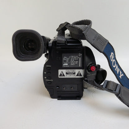 Sony Handycam Video 8 Camcorder CCD-FX630