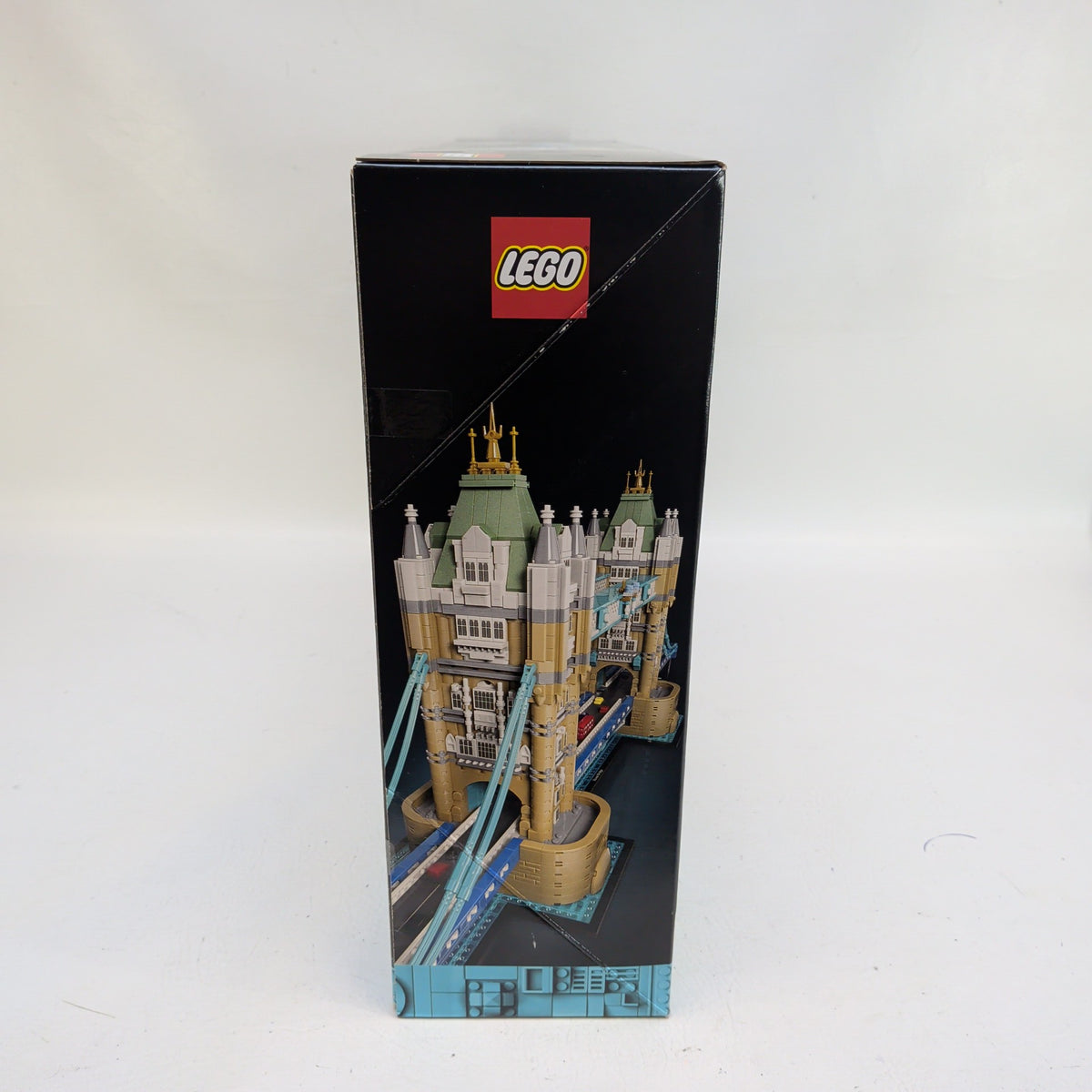 LEGO Architecture Tower Bridge 21067 London Landmark 3745 Pieces 18+