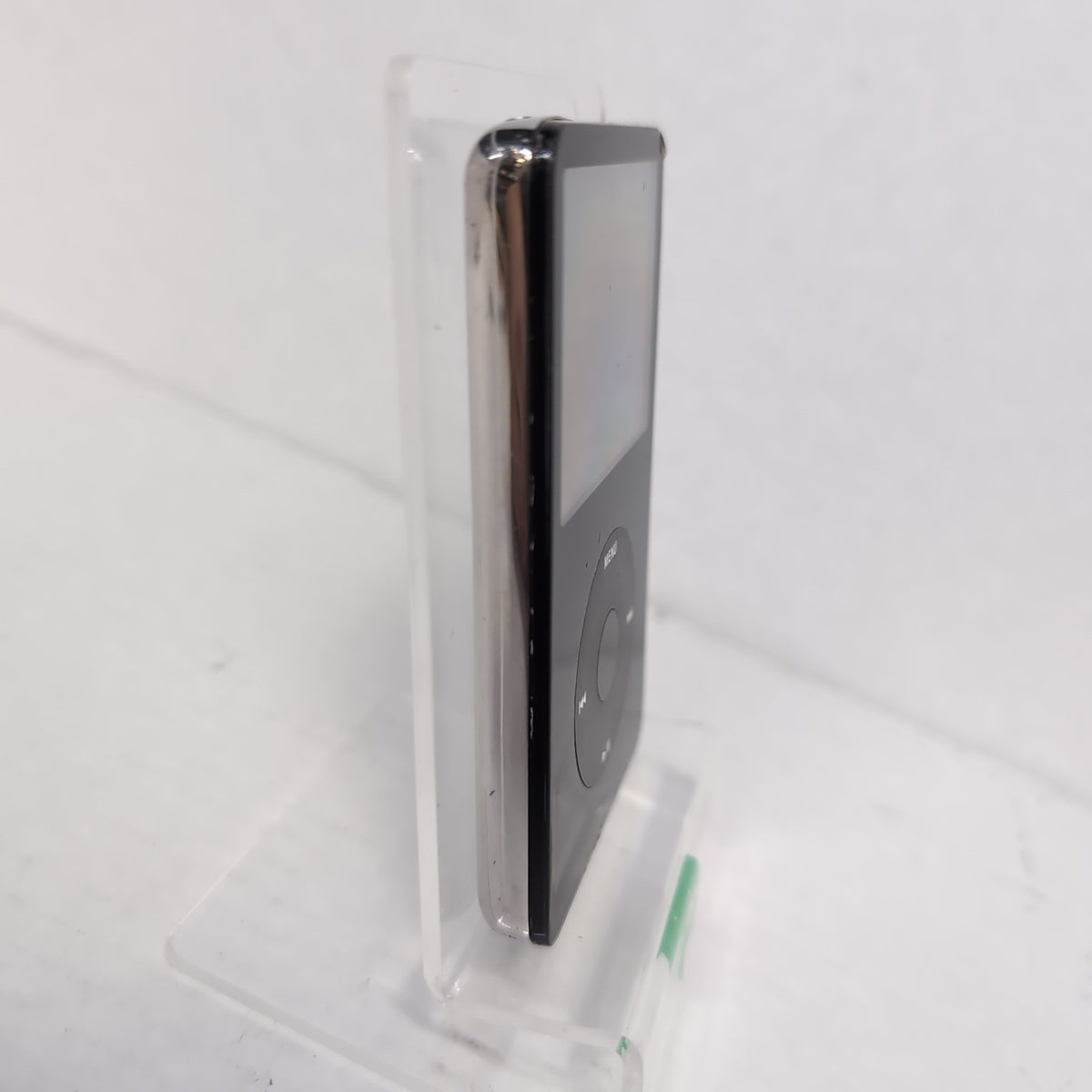 Apple iPod 5.5 Generation 30GB Black Classic MP3 Music Player MA146LL/A