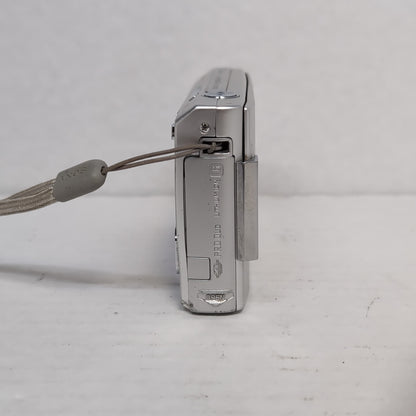 Sony Cyber-Shot DSC-T100 8.1MP Compact Digital Camera read