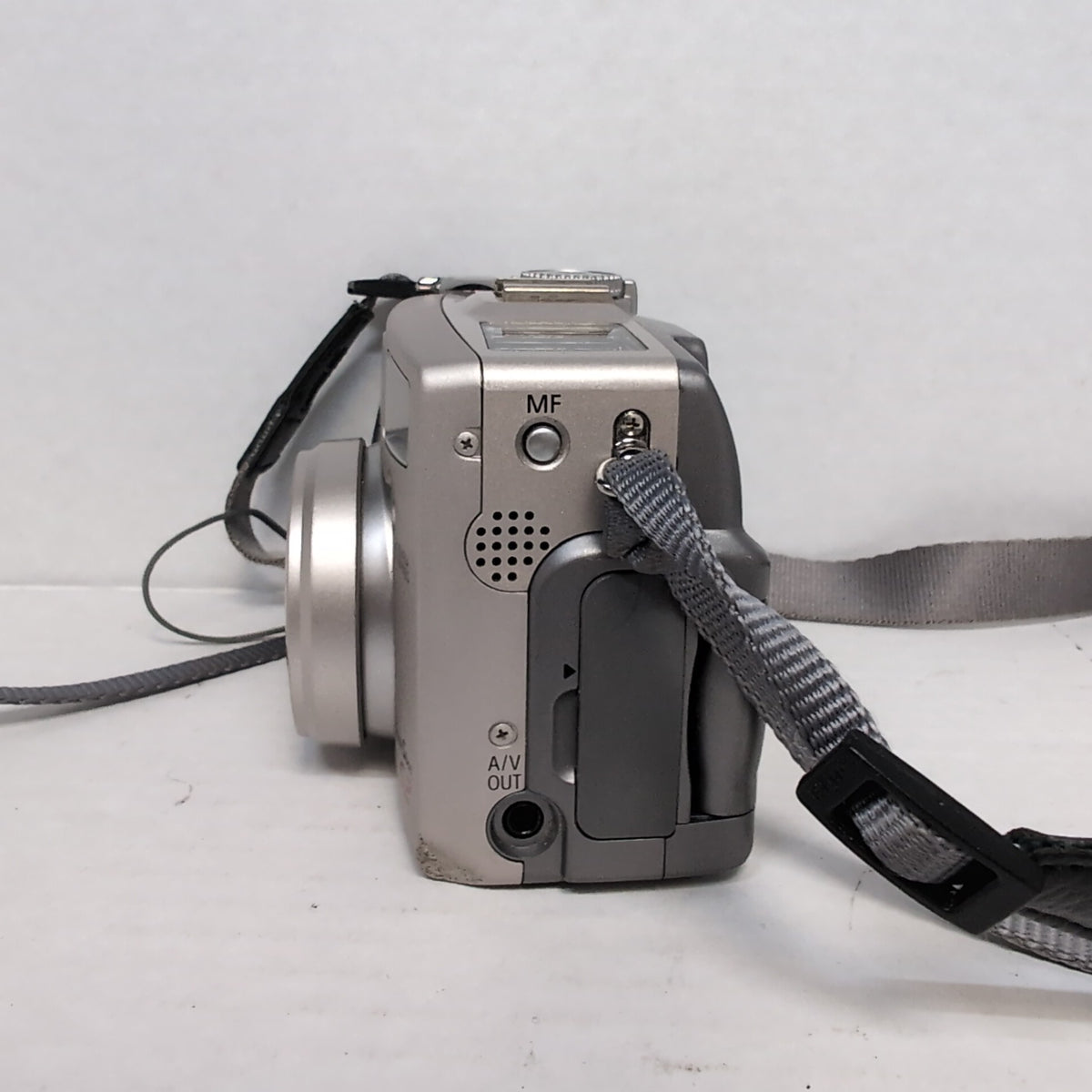 Canon PowerShot G2 4.0MP Compact Digital Camera