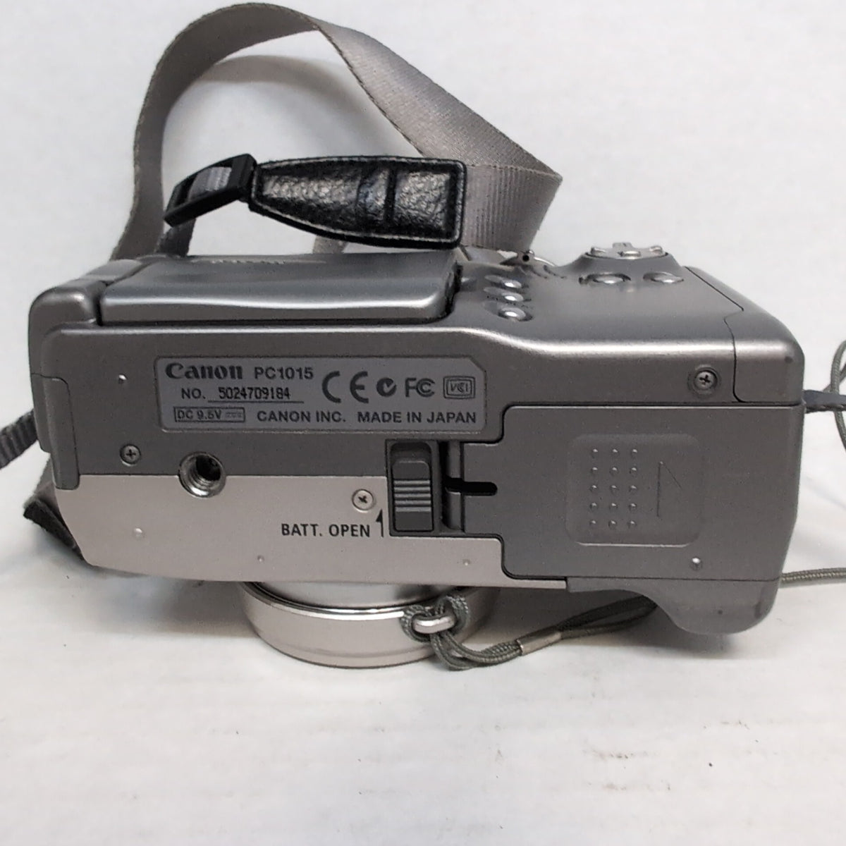 Canon PowerShot G2 4.0MP Compact Digital Camera