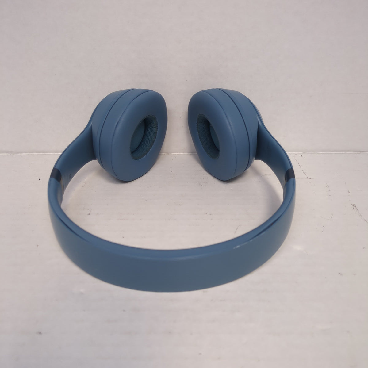 Beats Solo4 Wireless On-Ear Bluetooth Headphones Cloud Blue MUW33LL/A