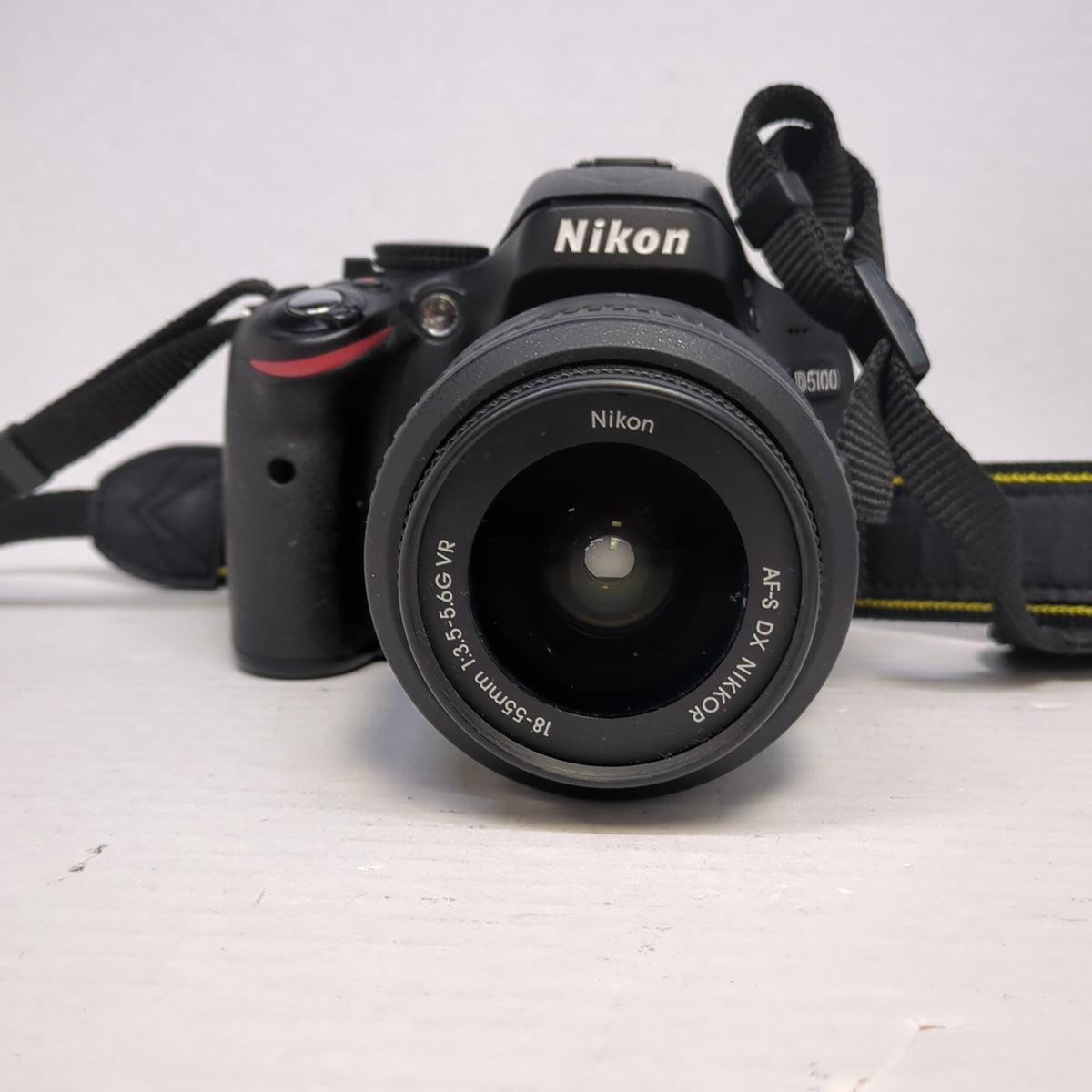 Nikon D5100 16.2MP Digital SLR DSLR Camera w/ 18-55mm VR Lens