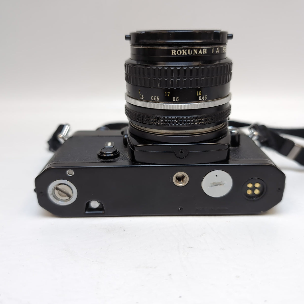 Nikon FE 35mm Film Camera Black w/ Nikkor 50mm f/1.8 Lens 
