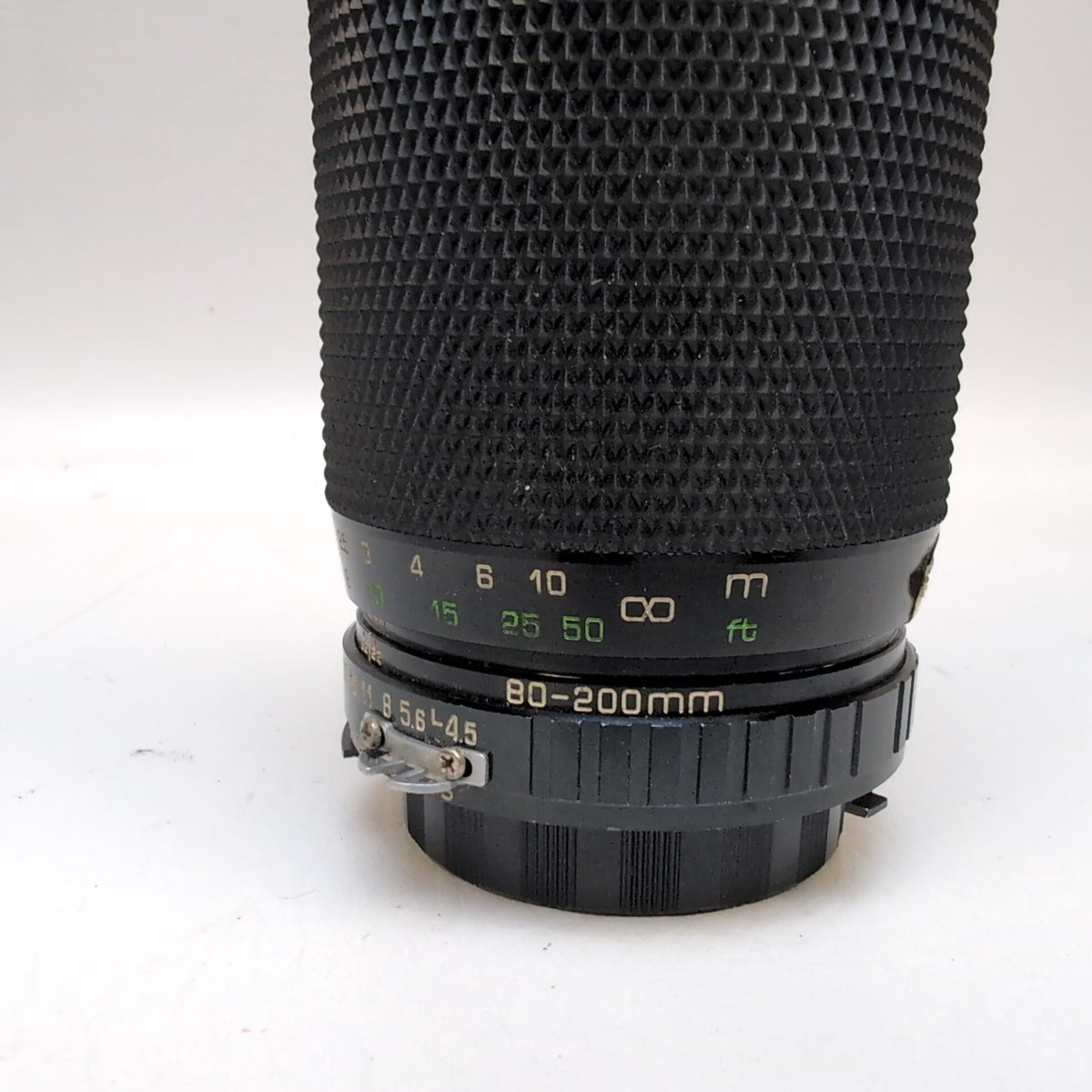 Nikon FE 35mm Film Camera Black w/ Nikkor 50mm f/1.8 Lens 