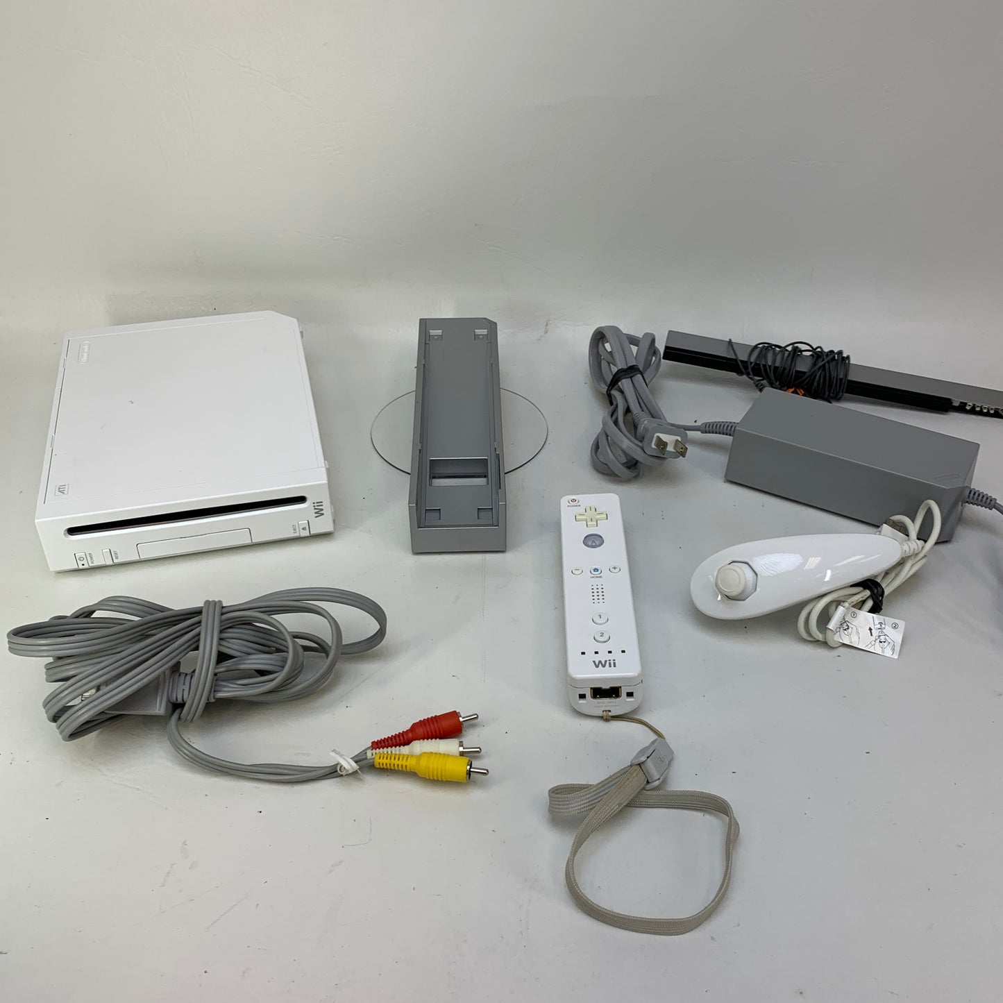 Nintendo Wii Video Game Console RVL-001 White