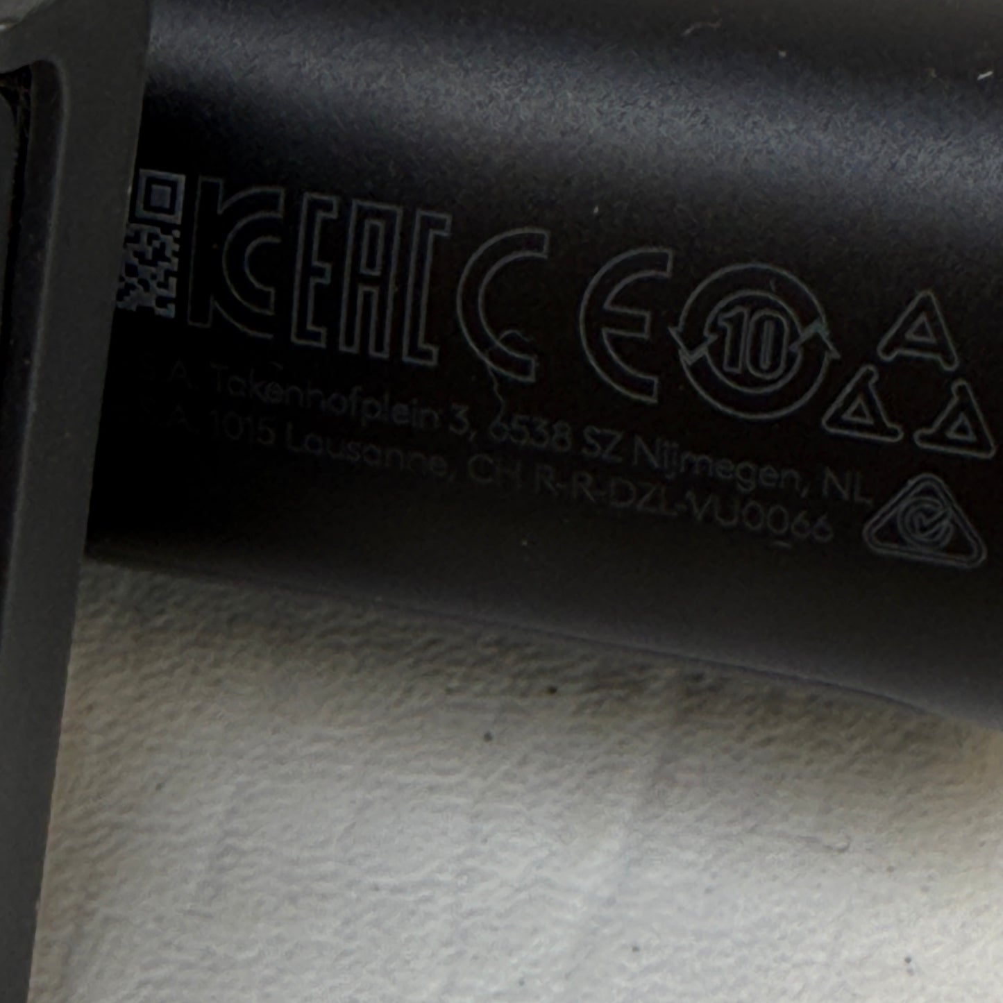 Logitech MX Brio 4K Ultra HD Webcam Graphite VU0066 Streaming 