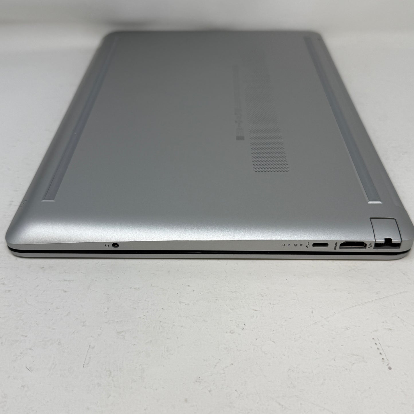 HP Laptop 15-DW1033DX 15.6" Celeron N4020 1.1GHz 16GB RAM 1TB SSD