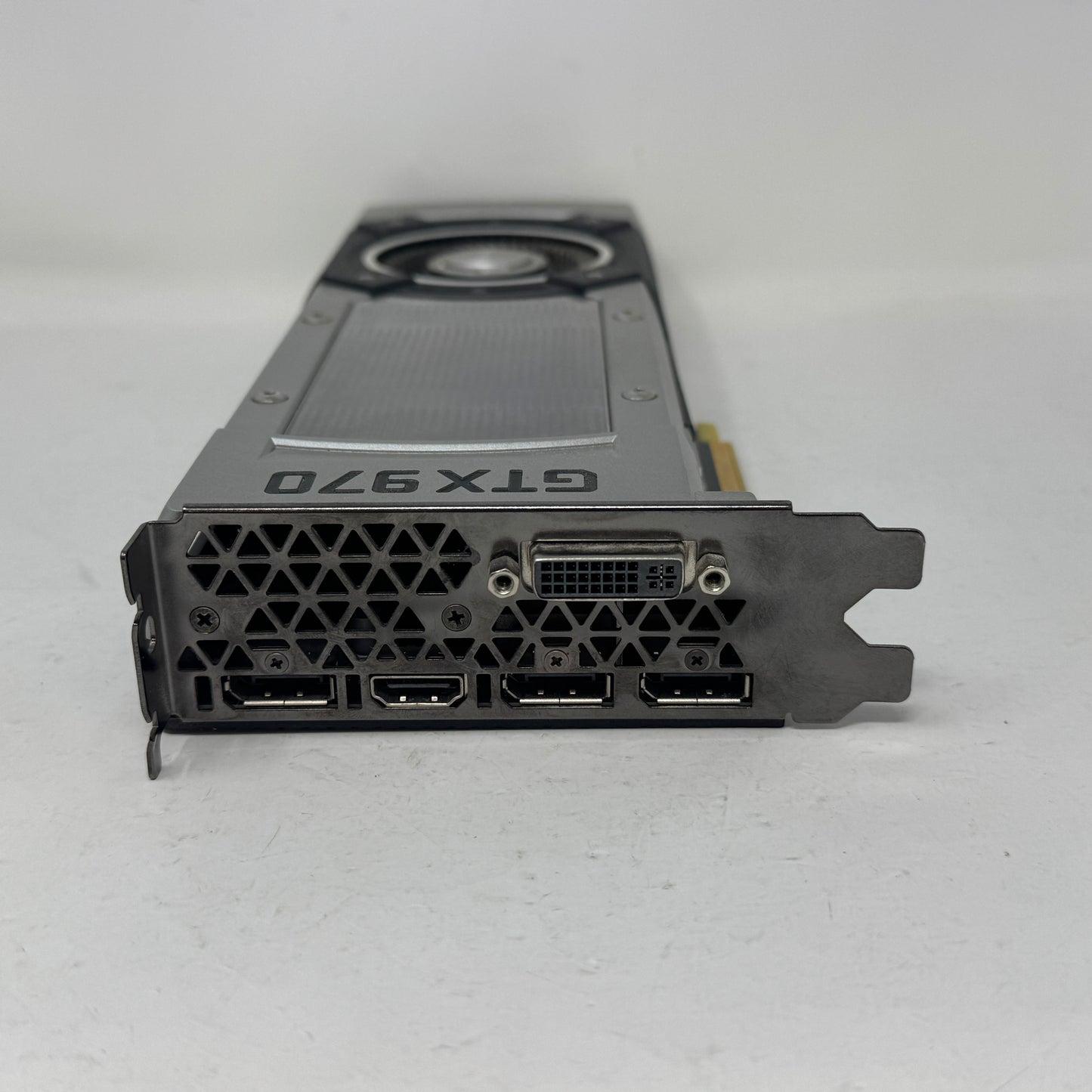 NVIDIA GeForce GTX 970 Founders Edition FE 4GB GDDR5 Graphics Card PG401