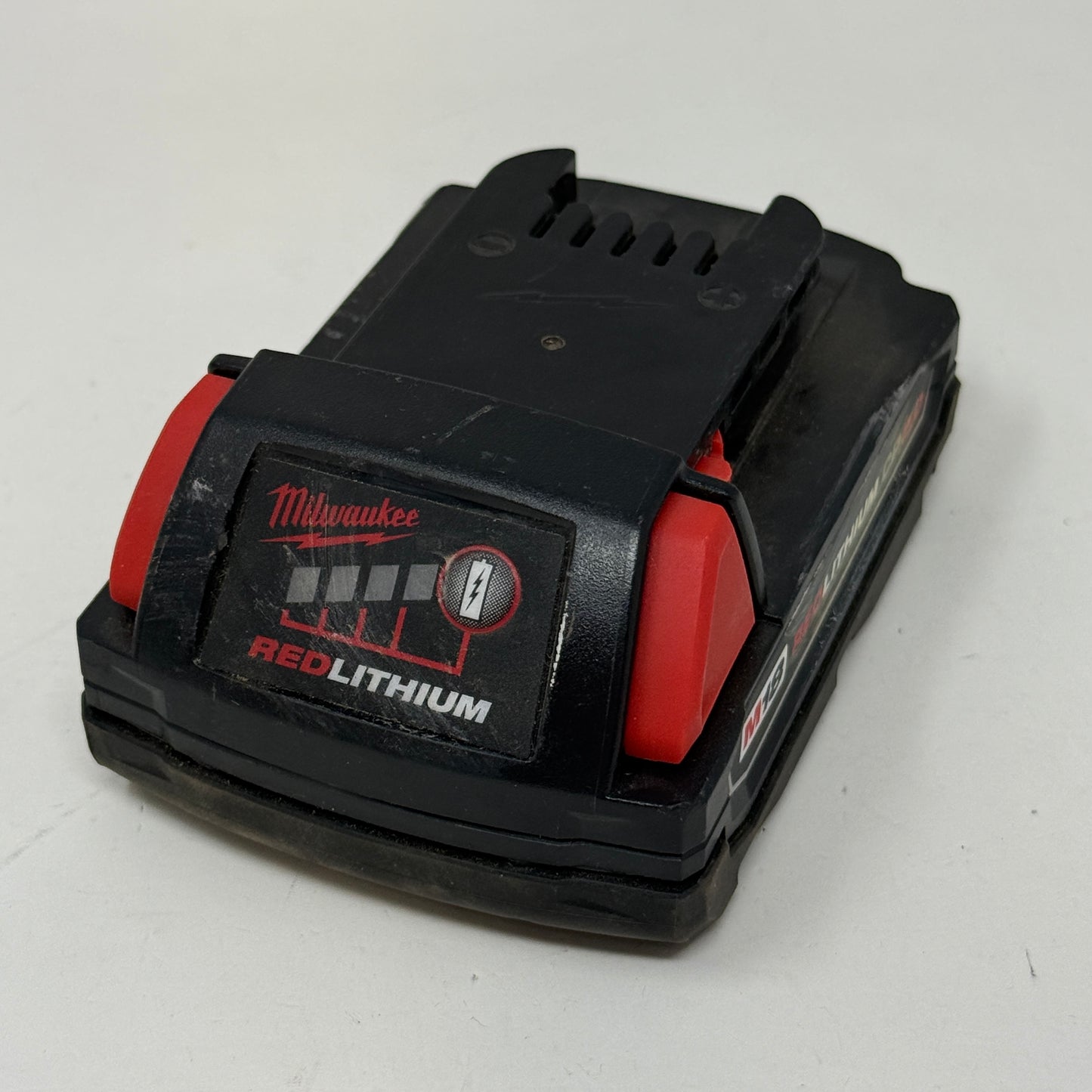Milwaukee 48-11-1820 2.0Ah M18 Red Lithium-Ion Battery CP2.0