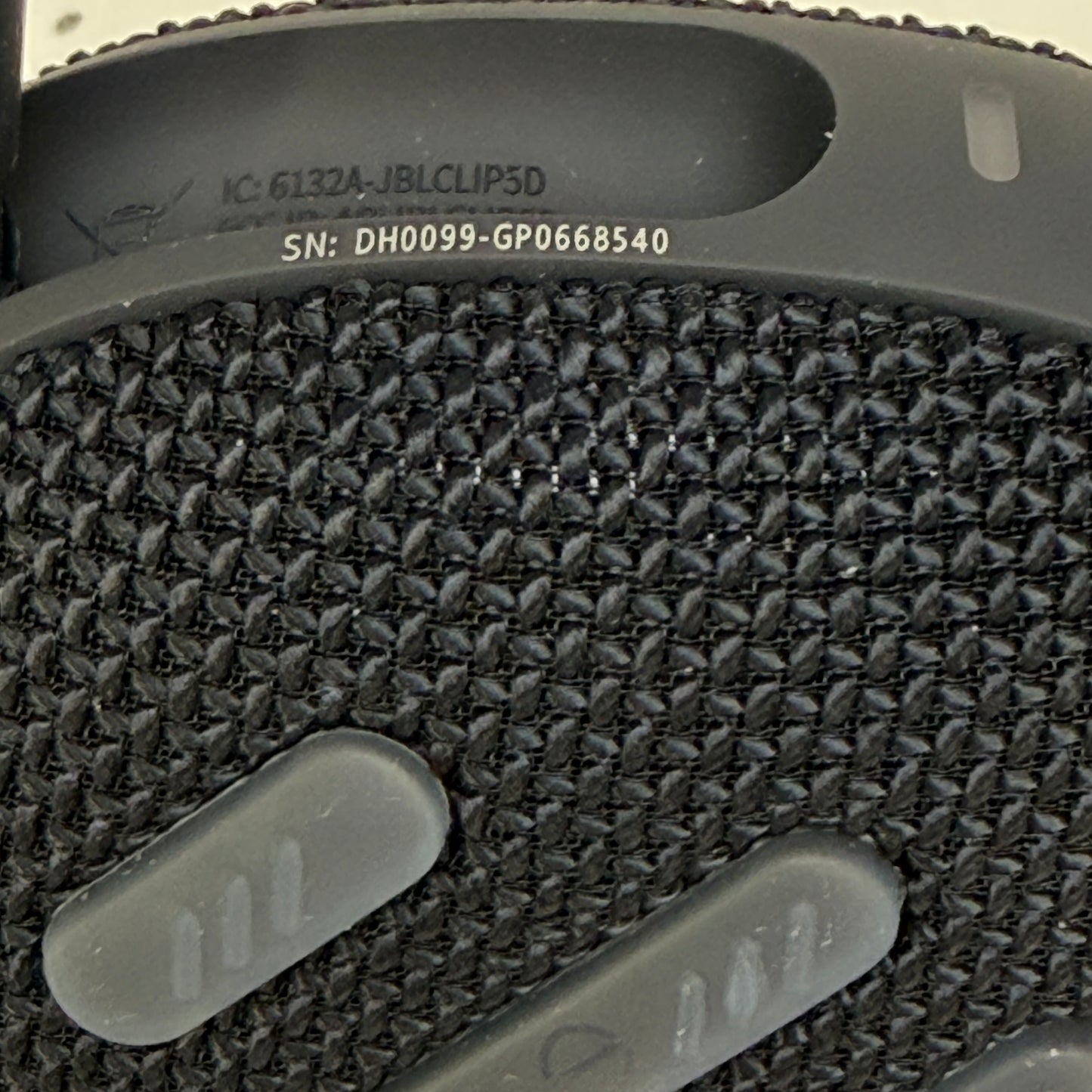 JBL Clip 5 Portable Waterproof Bluetooth Speaker Black JBLCLIP5BLKAM