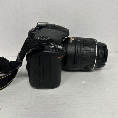 Nikon D5000 12.3MP Digital SLR DSLR Camera