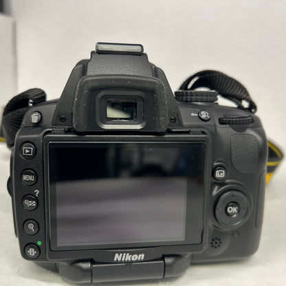 Nikon D5000 12.3MP Digital SLR DSLR Camera