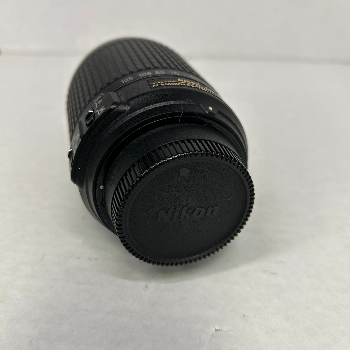 Nikon D5000 12.3MP Digital SLR DSLR Camera