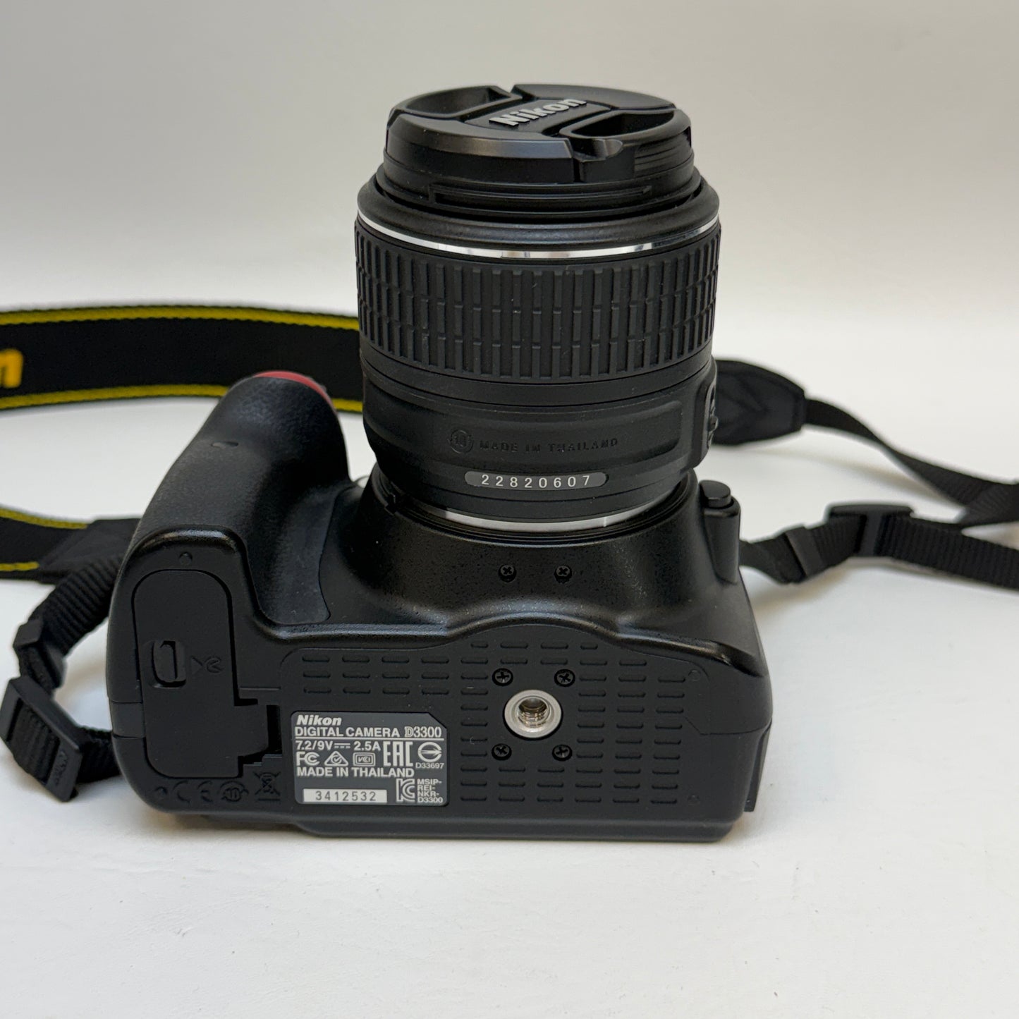 Nikon D3300 24.2MP Digital SLR DSLR Camera w/ Nikon 18-55mm Lens