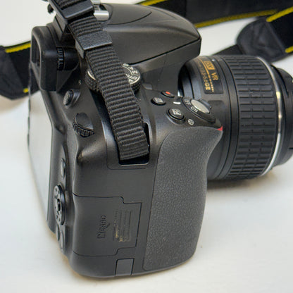 Nikon D3300 24.2MP Digital SLR DSLR Camera w/ Nikon 18-55mm Lens