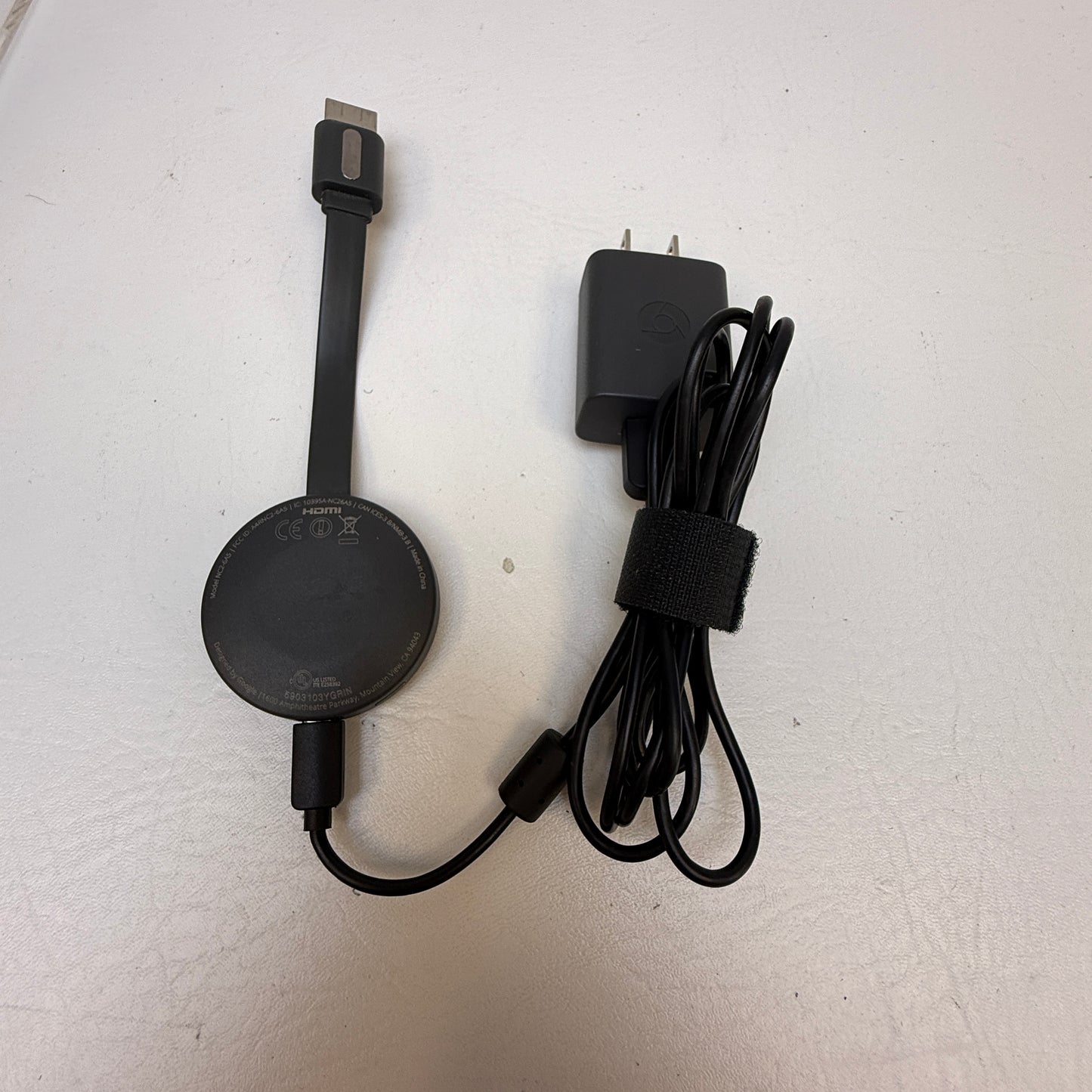 Google  NC2-6A5  Chromecast (2nd Generation)