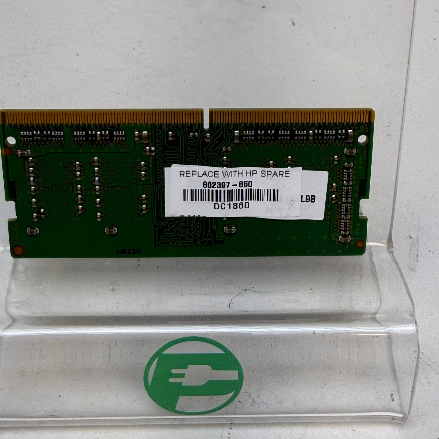 Micron MTA4ATF51264HZ-2G6E1 4GB RAM DDR4 2666MHz