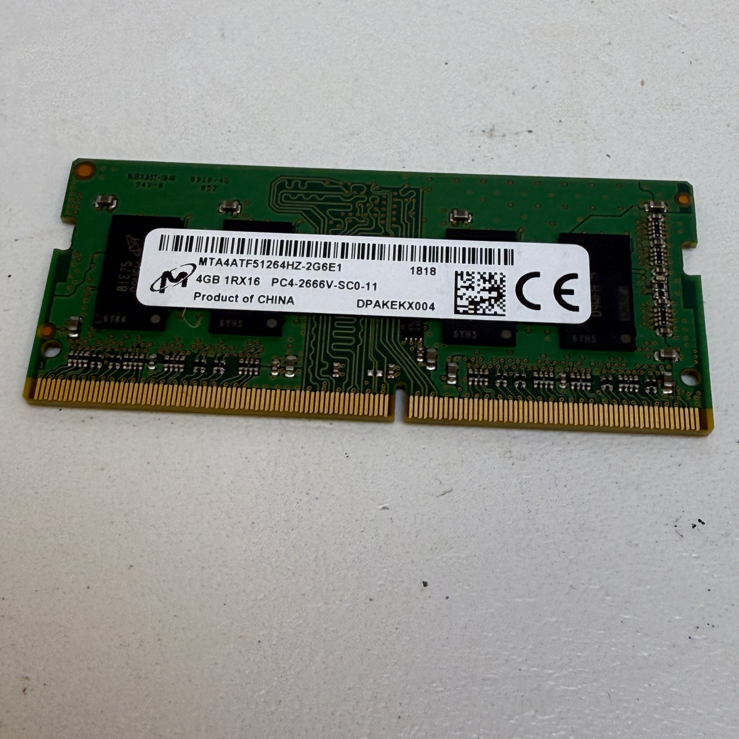 Micron MTA4ATF51264HZ-2G6E1 4GB RAM DDR4 2666MHz