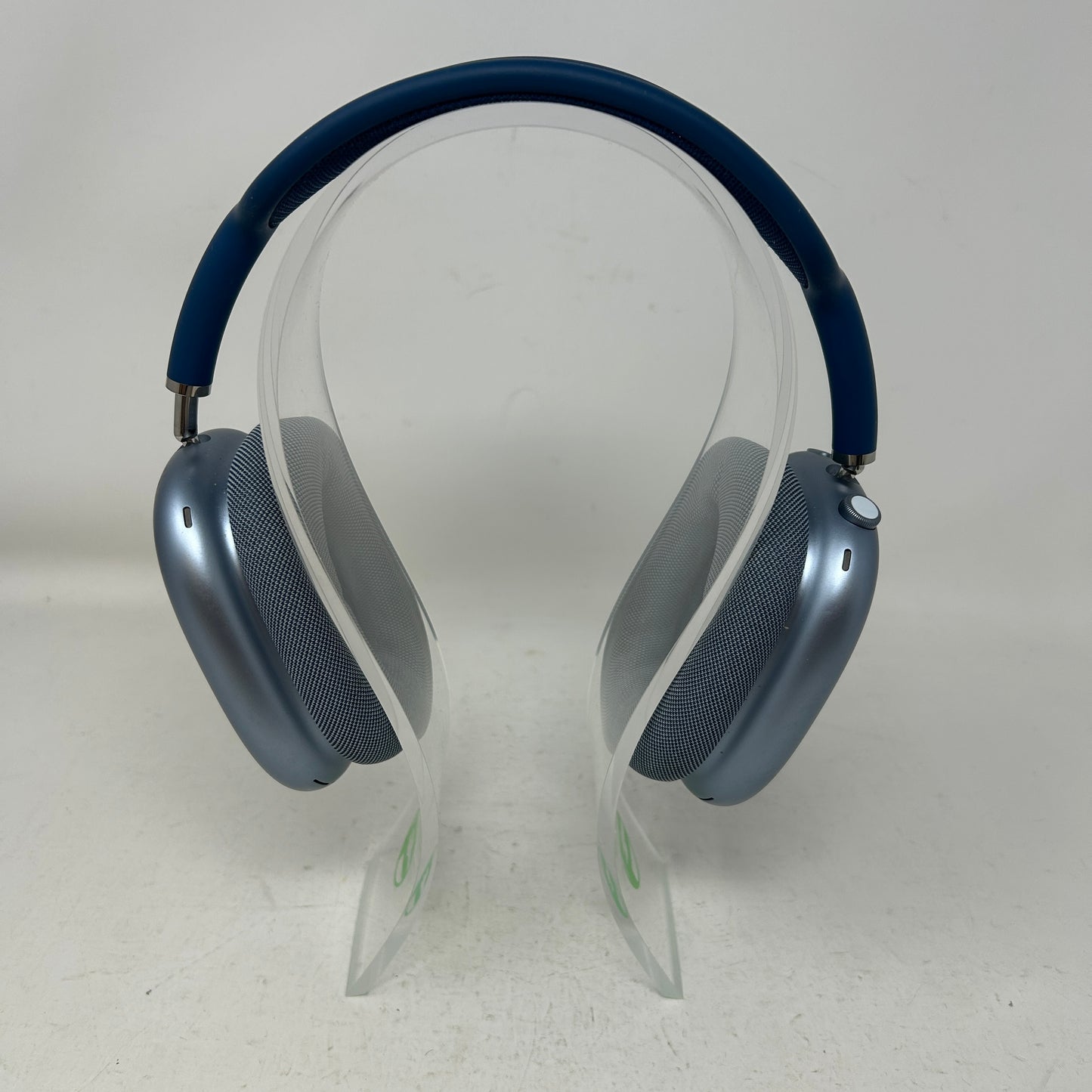 Apple AirPods Max USB-C Wireless Over-Ear Headphones Blue MWW63AM/A