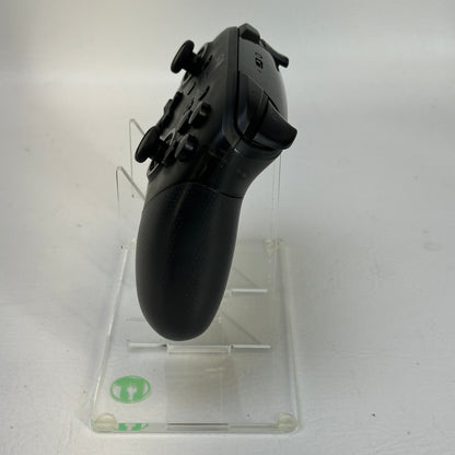 Nintendo Switch Pro Controller Controller HAC-013 Black