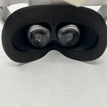 Oculus Quest 2 64GB Standalone All-in-One VR Headset KW49CM