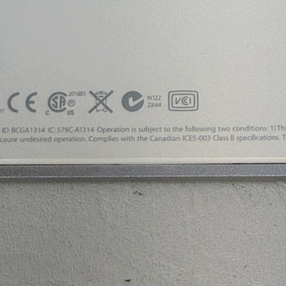 Apple Wireless Keyboard A1314 Bluetooth  Silver/White