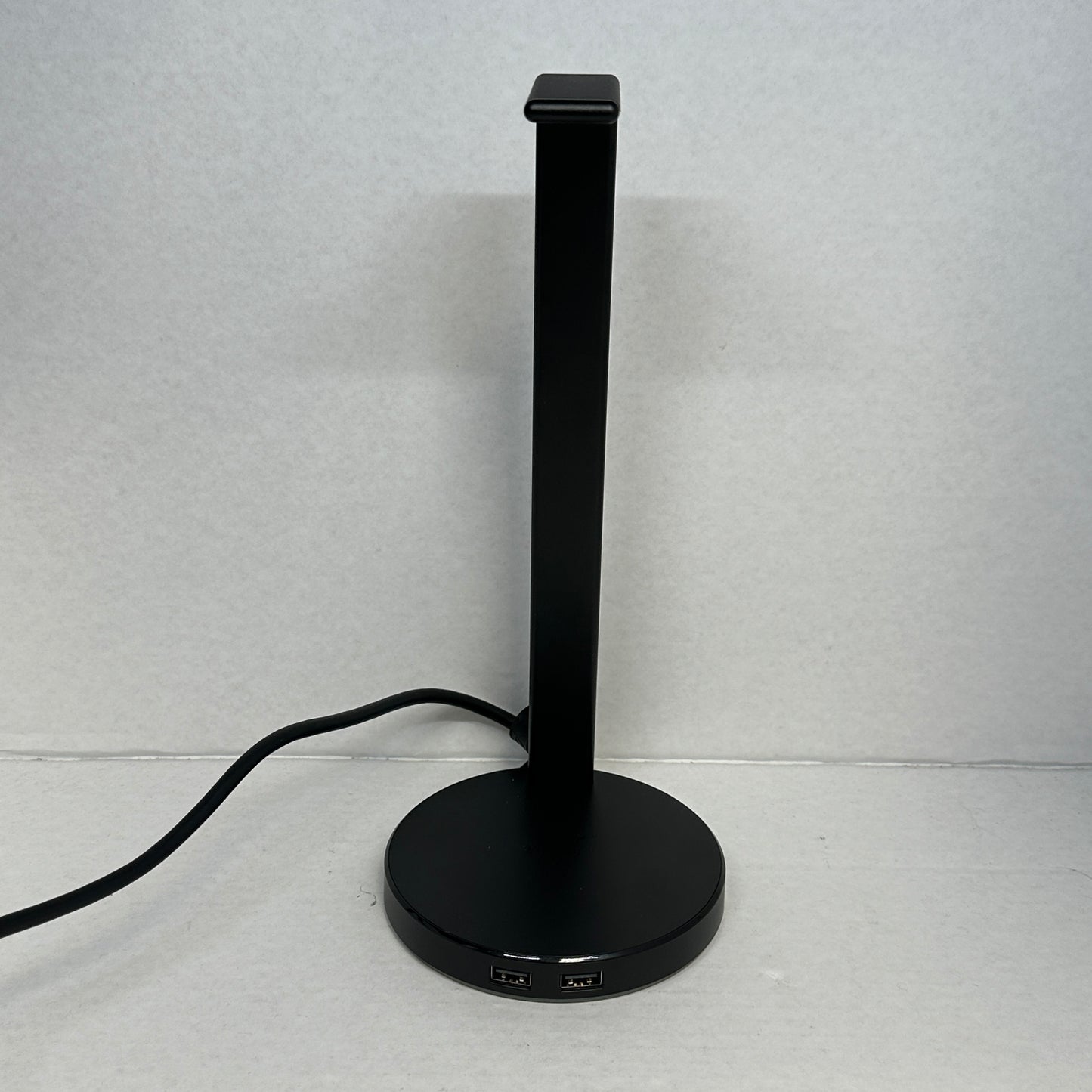 Razer Base Station V2 Chroma RGB Headphone Stand with USB Hub RC21-0151