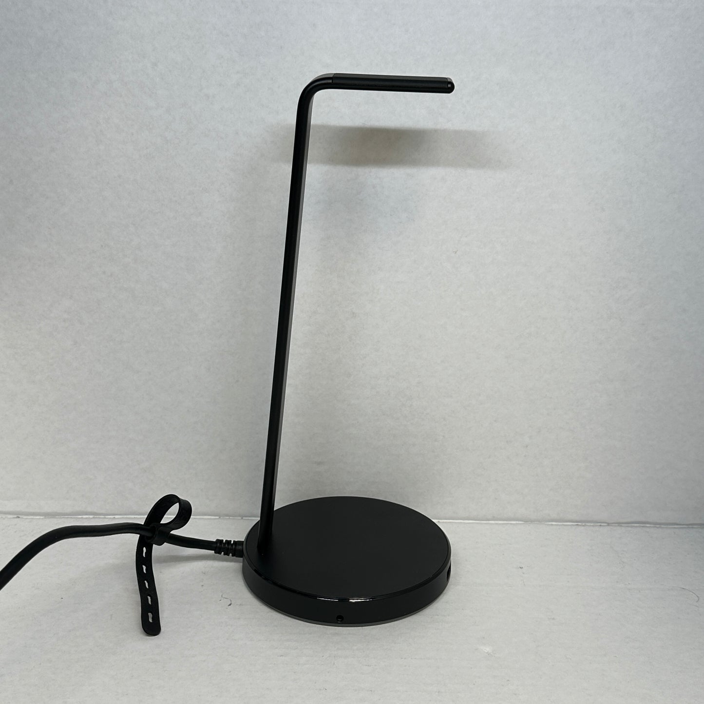 Razer Base Station V2 Chroma RGB Headphone Stand with USB Hub RC21-0151