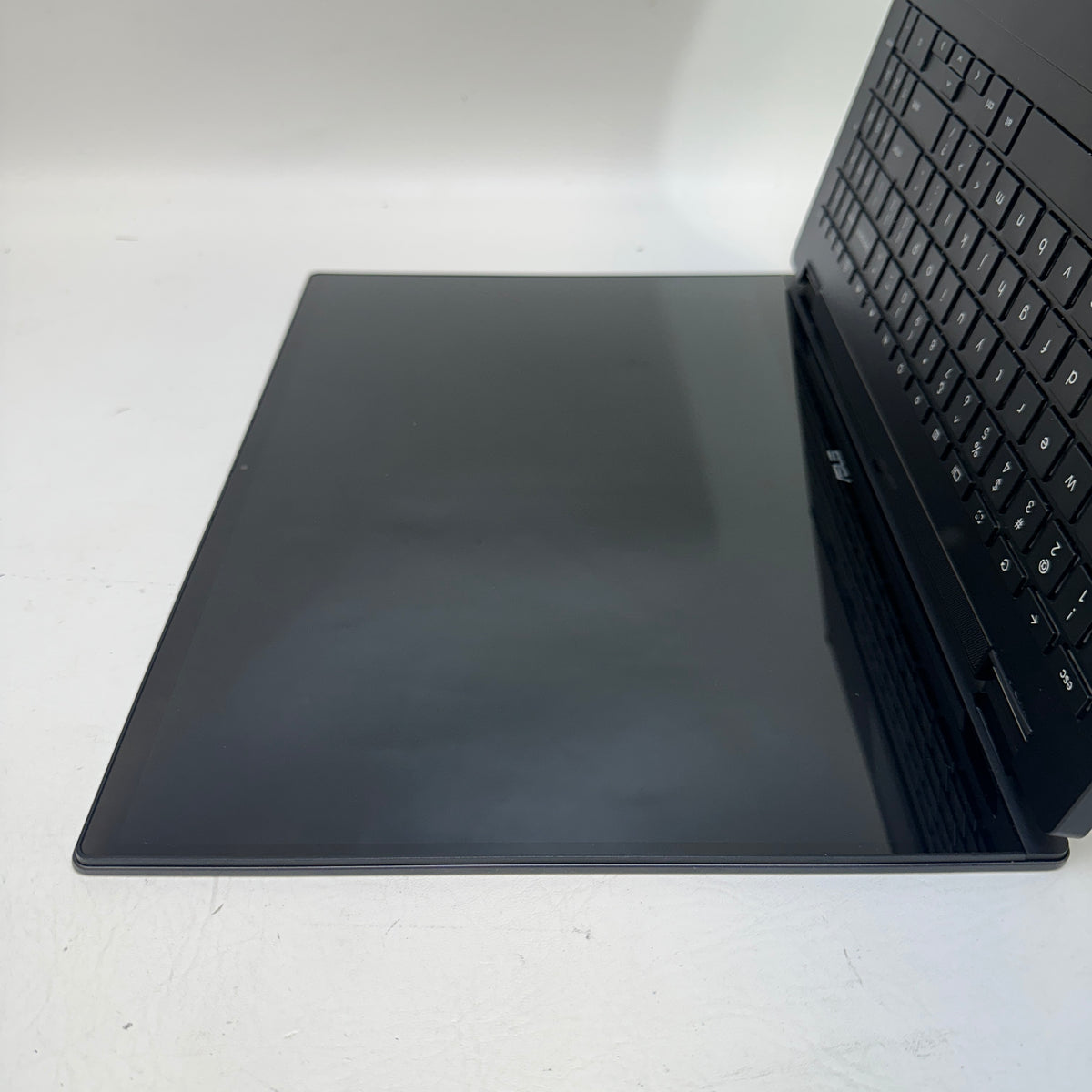 Asus Chromebook Flip CX5 CX5601FB 16" i3-1215U 1.2GHz 8GB RAM 512GB SSD