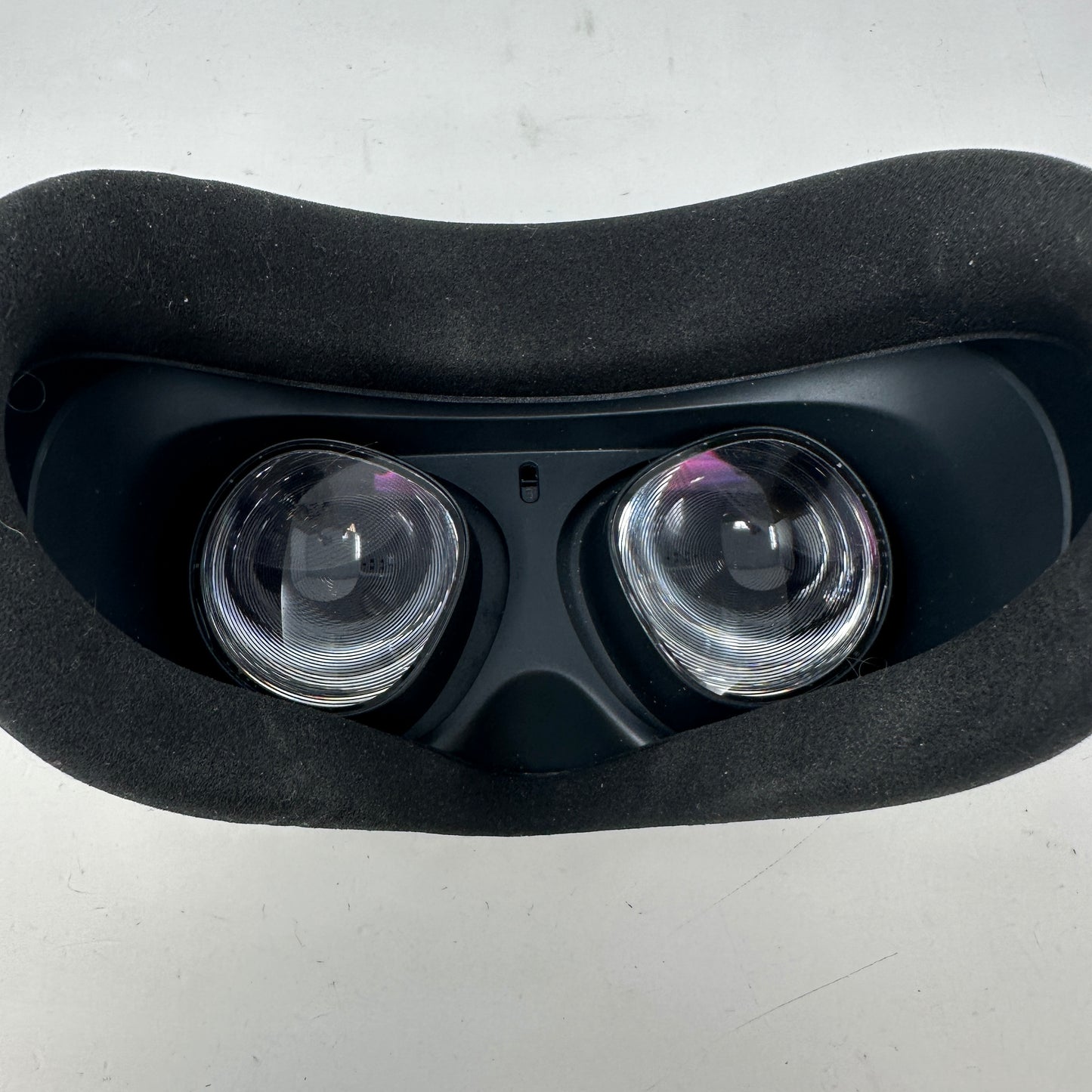 Meta Quest 2 128GB Standalone All-in-One VR Headset KW49CM