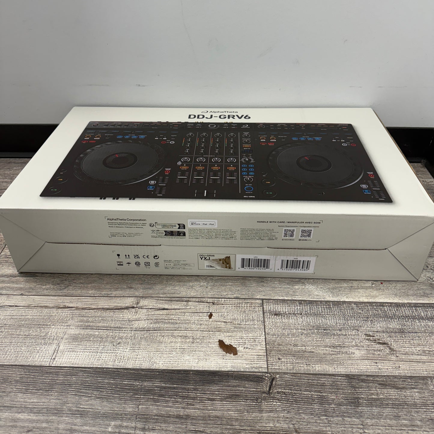 New AlphaTheta DDJ-GRV6 4-Channel DJ Controller w/ Scratch Pads USB Connectivity