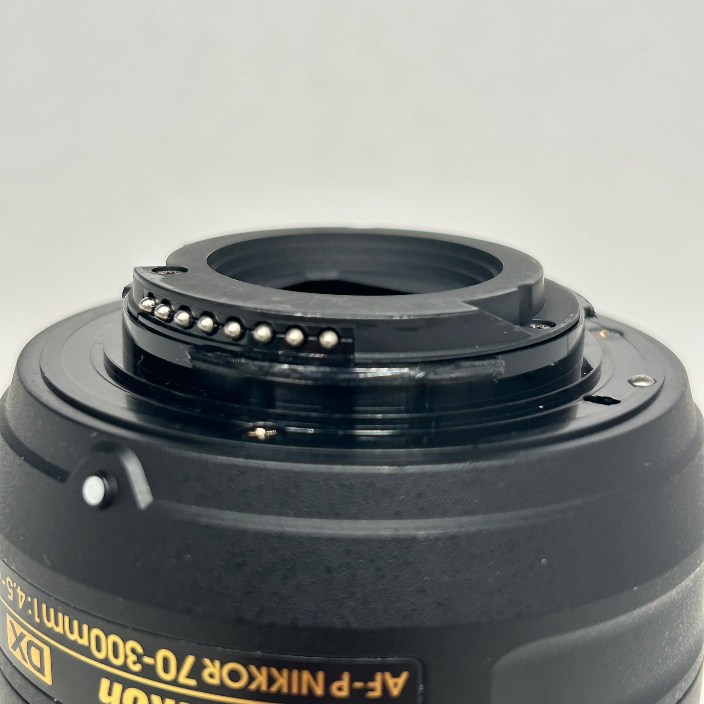 Nikon AF-P DX NIKKOR 70-300mm f/4.5-6.3G ED Telephoto Zoom Lens