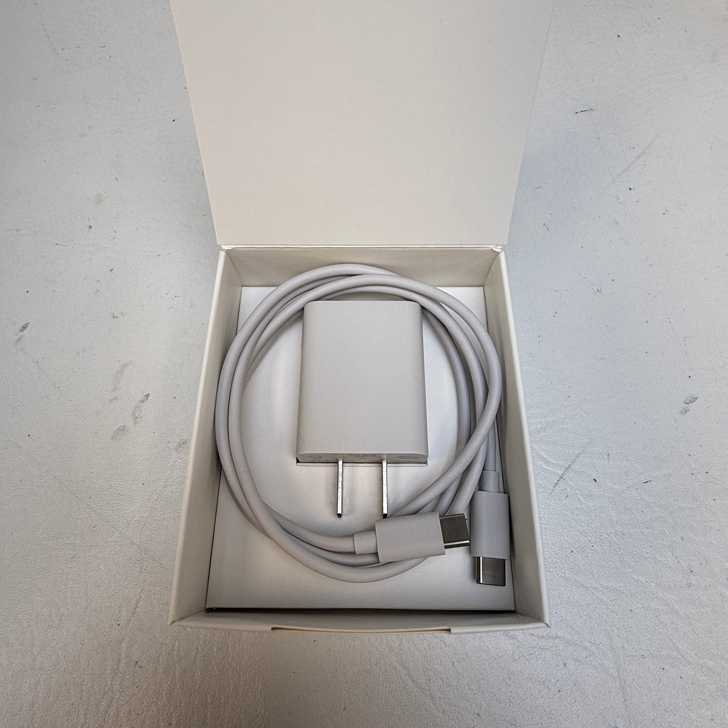 Oculus Quest 2 64GB Standalone All-in-One VR Headset KW49CM