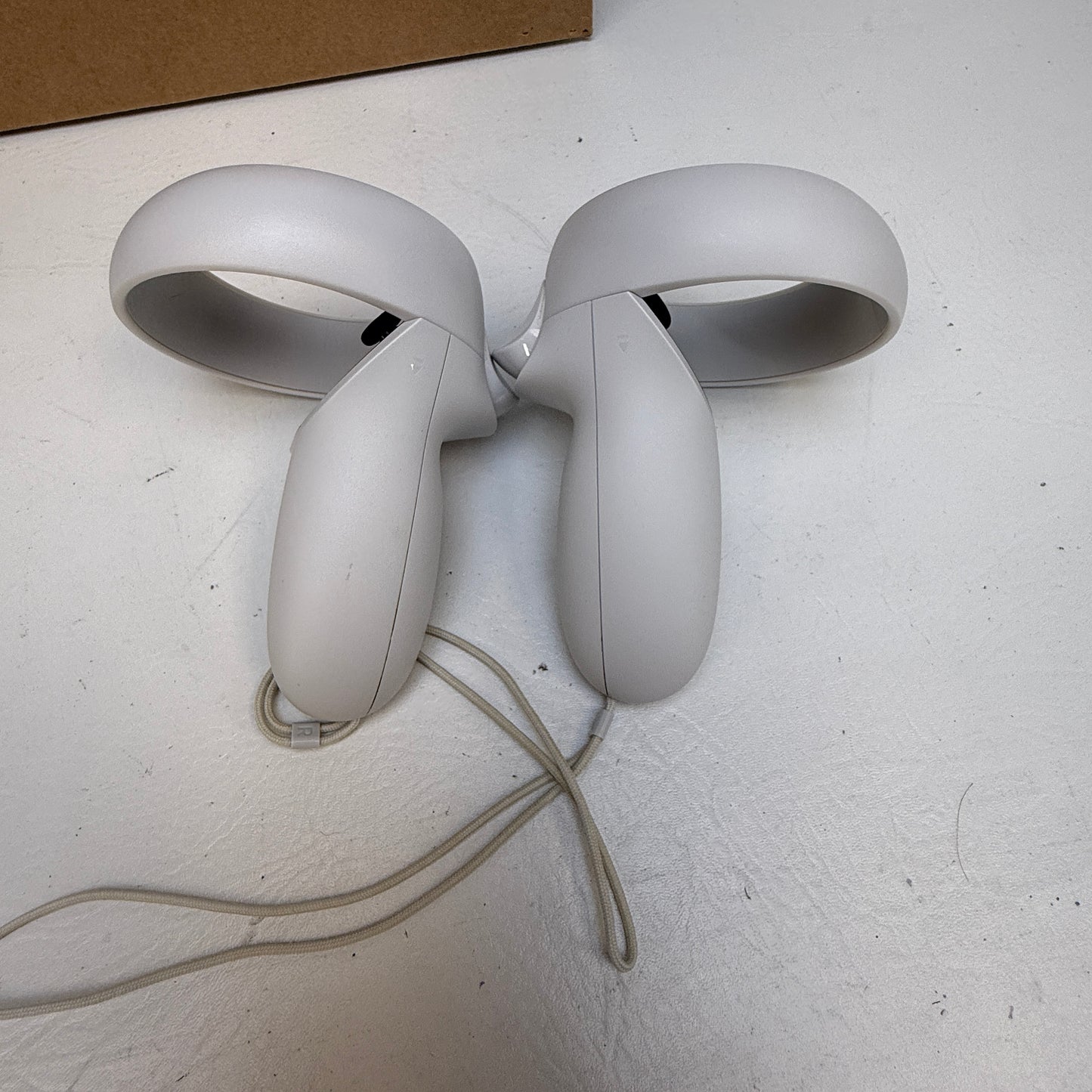 Oculus Quest 2 64GB Standalone All-in-One VR Headset KW49CM