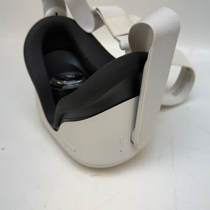 Oculus Quest 2 64GB Standalone All-in-One VR Headset KW49CM