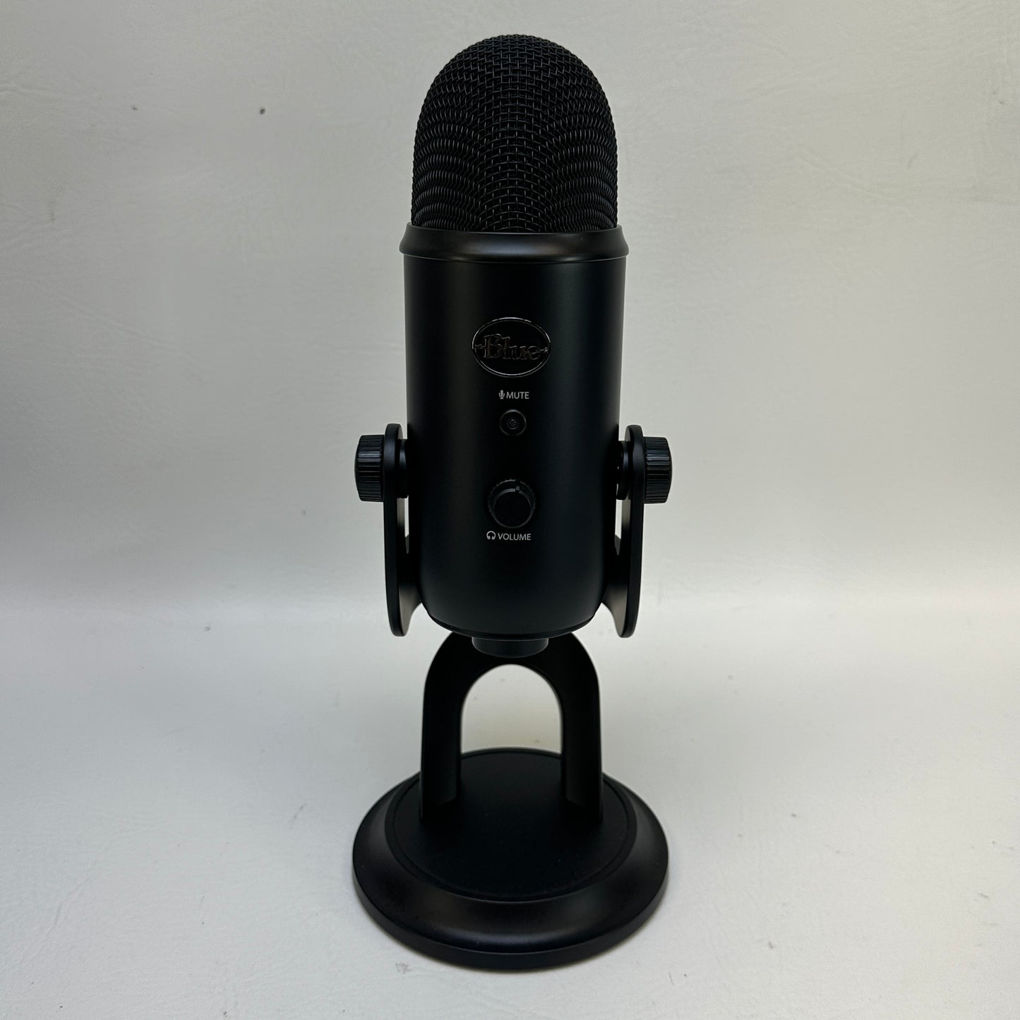 Yeti 2070 20Hz - 20kHz Premium Multi-Pattern USB Microphone 988-000100