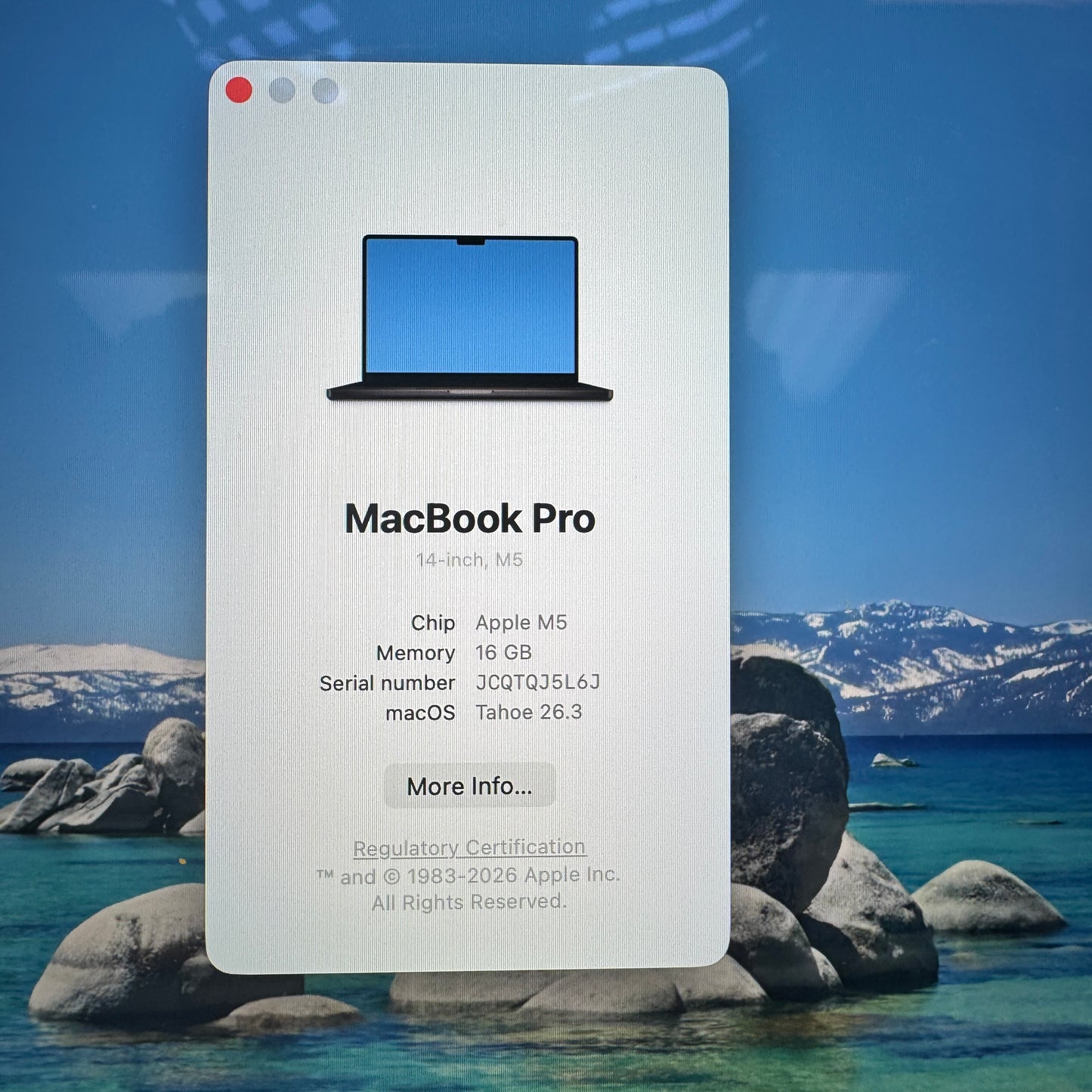 2025 Apple MacBook Pro 14" M5 10C GPU 4.6GHz 16GB RAM 512GB SSD A3434