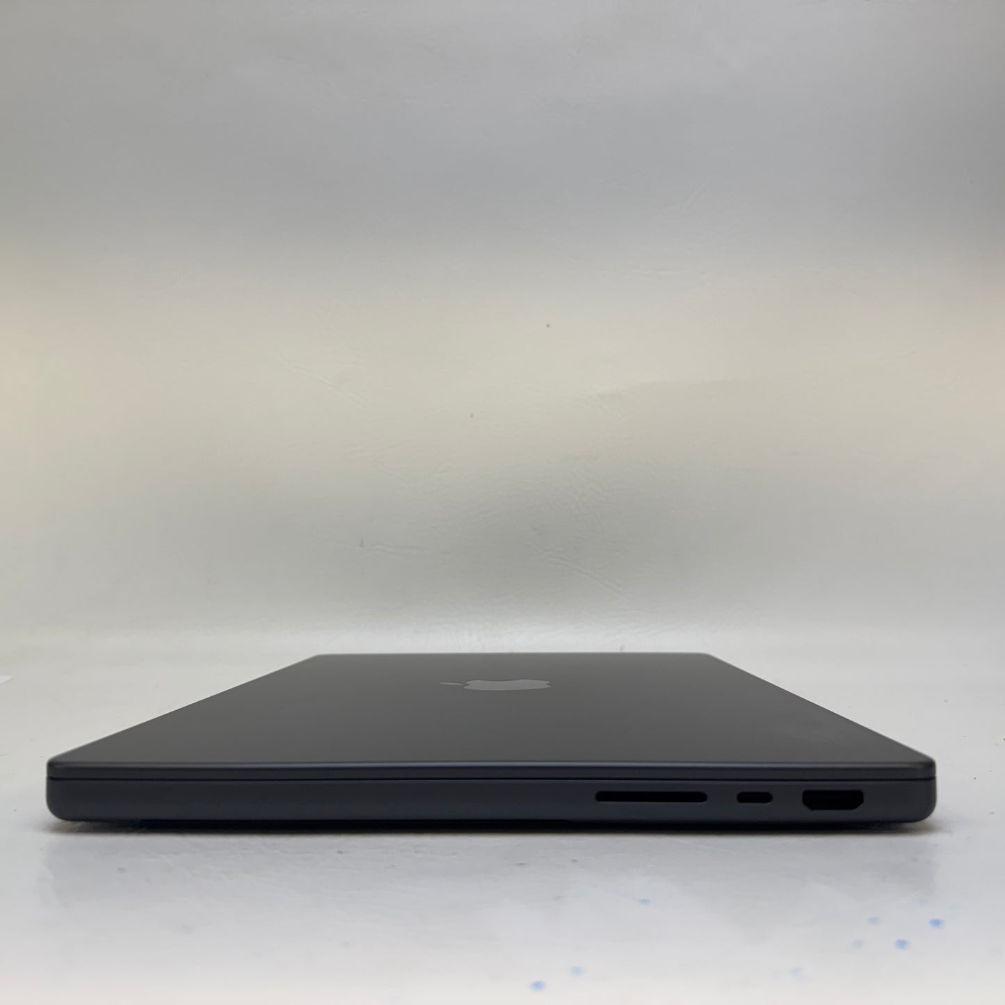2025 Apple MacBook Pro 14" M5 10C GPU 4.6GHz 16GB RAM 512GB SSD A3434