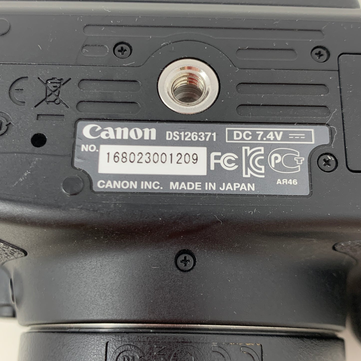 Canon EOS Rebel T4i 18.0MP Digital SLR DSLR Camera w/18-55mm Lens