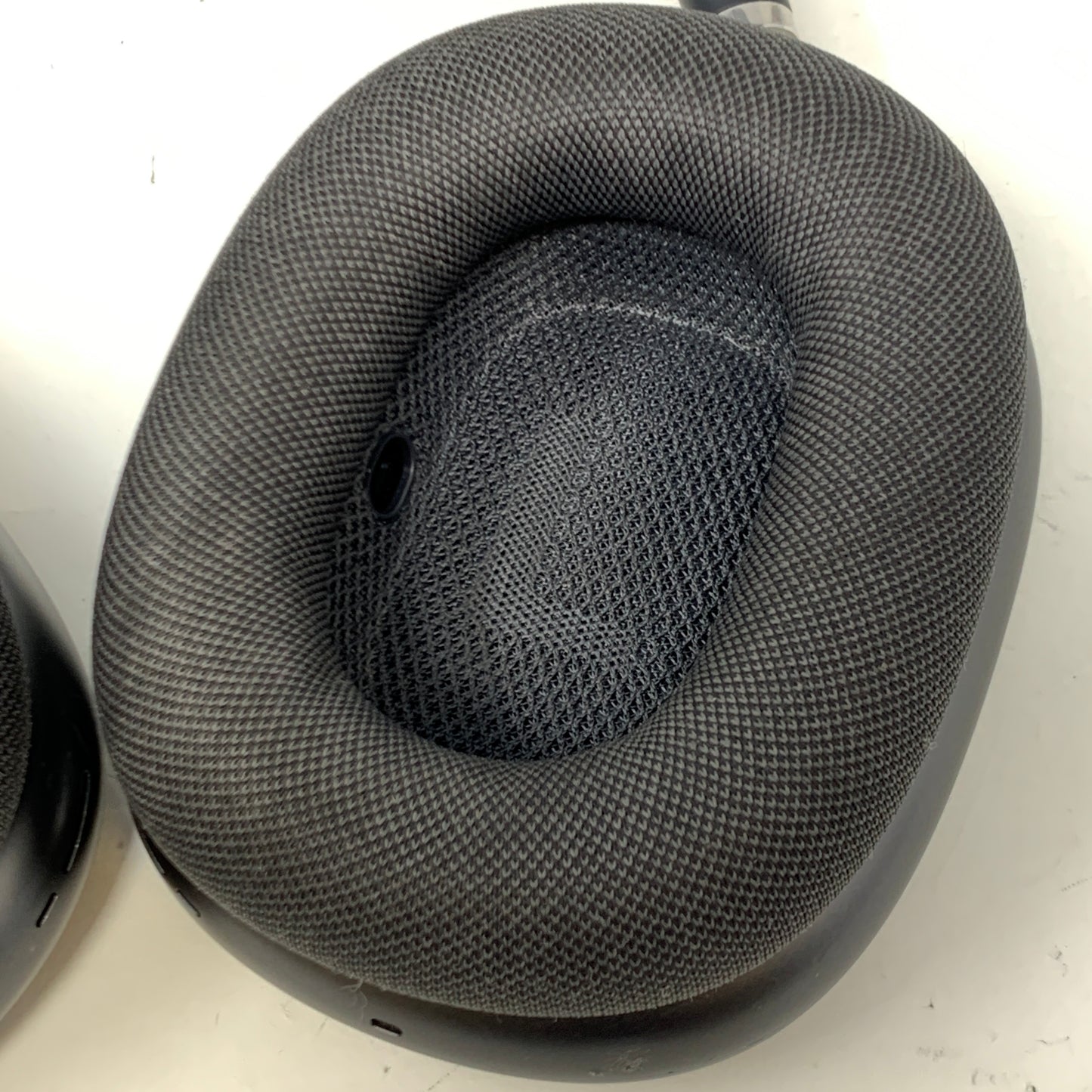 Apple AirPods Max Wireless Over-Ear Headphones Space Gray MGYH3AM/A
