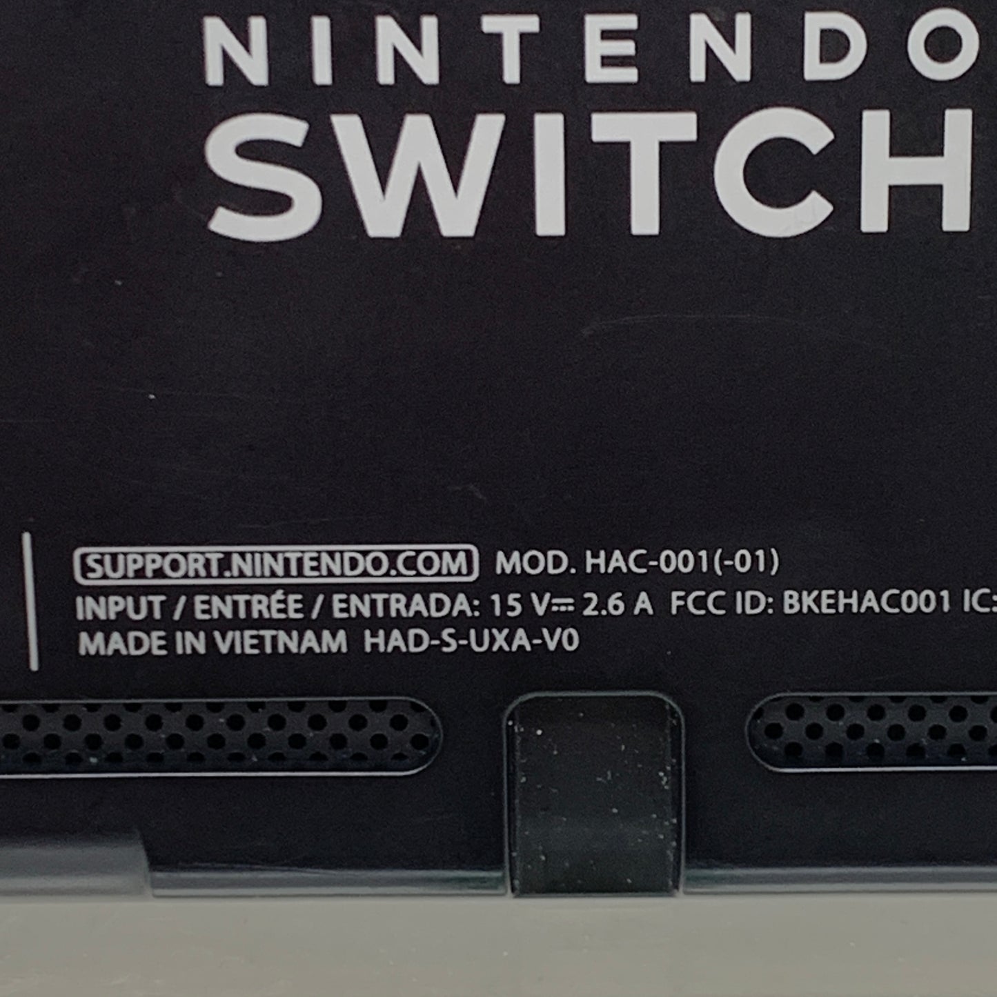 Nintendo Switch v2 Video Game Console HAC-001(-01)  Red/Blue