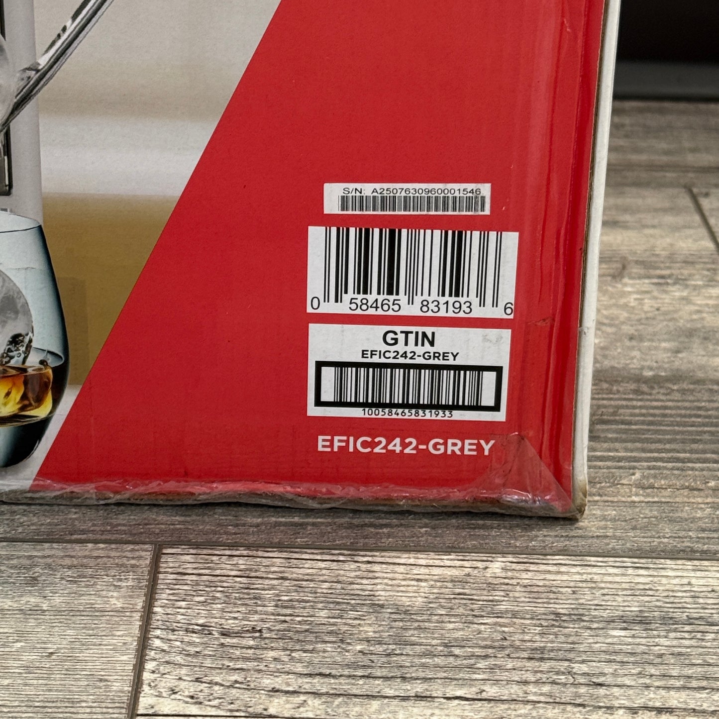 New Frigidaire Artisinal Sphere Countertop Ice Maker  EFIC242-GREY