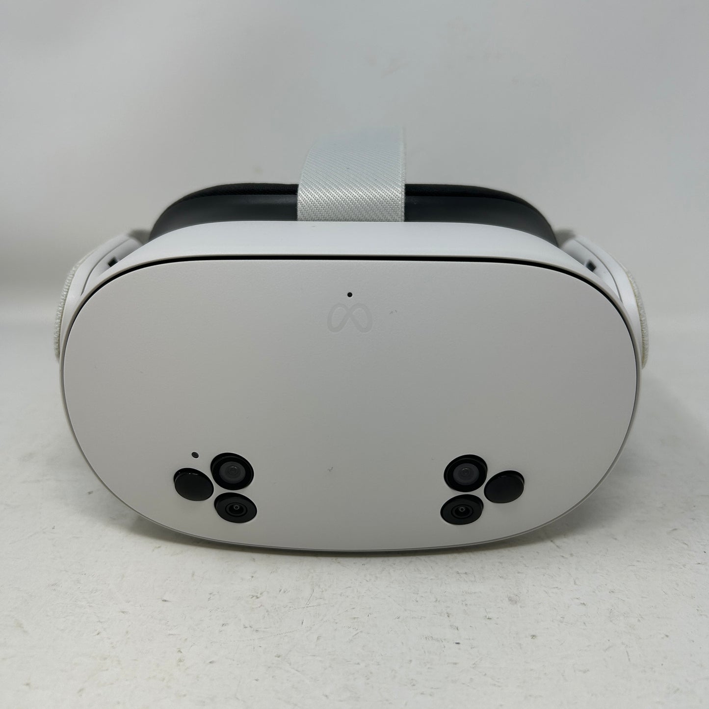 Meta Quest 3S 128GB Standalone All-in-One VR Headset P97